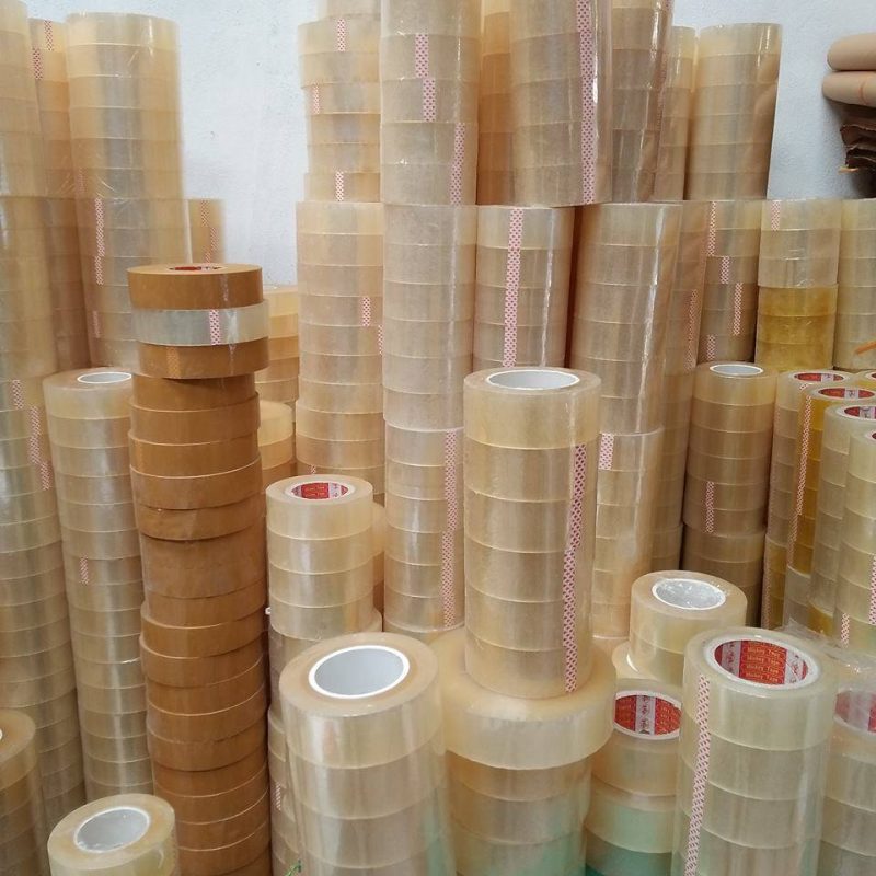 Băng dính trong đóng hàng