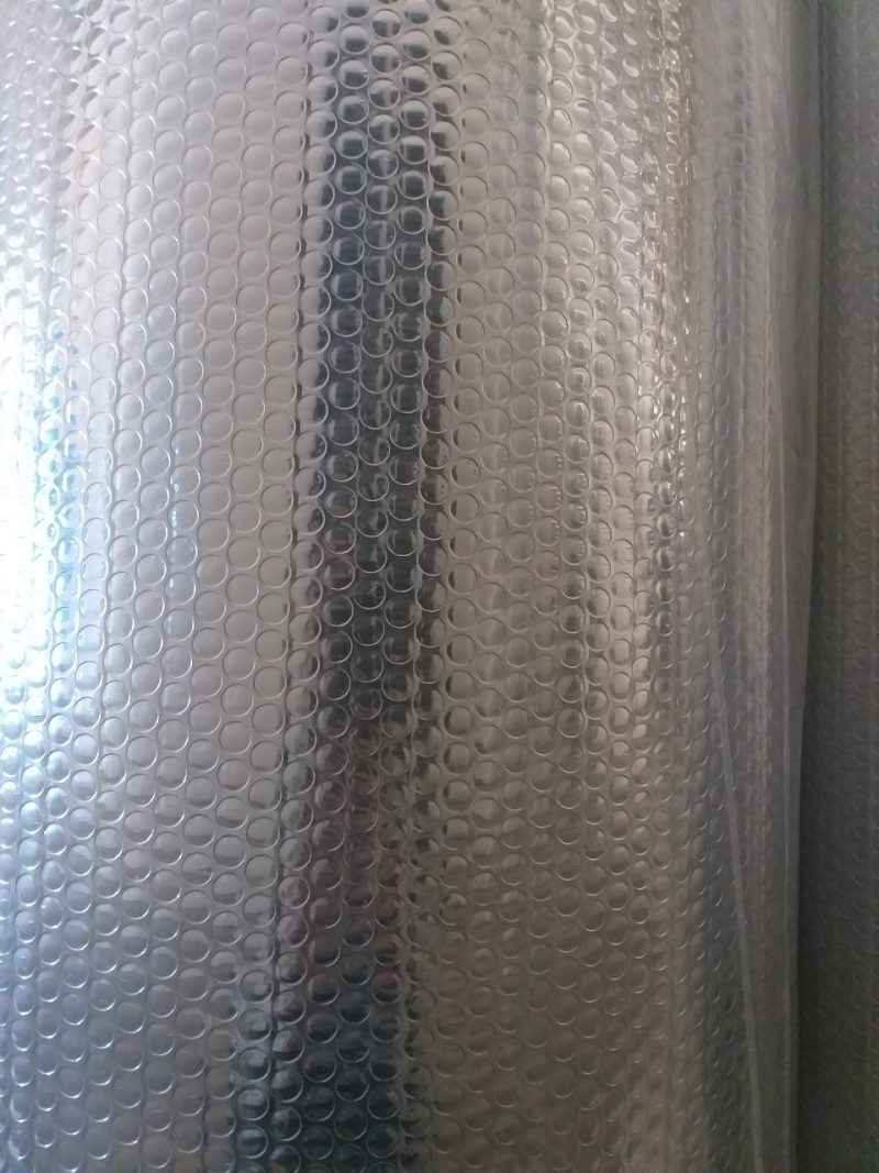 Cuộn cách nhiệt chống nóng khổ 1.56m x dài 40m cuộn cách nhiệt chống nóng mái tôn