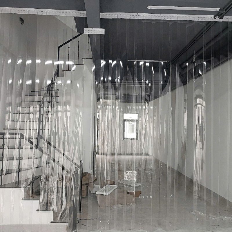Xưởng sản xuất rèm ngăn lạnh cách nhiệt giá rẻ đi các tỉnh màng nhựa pvc ngăn lạnh
